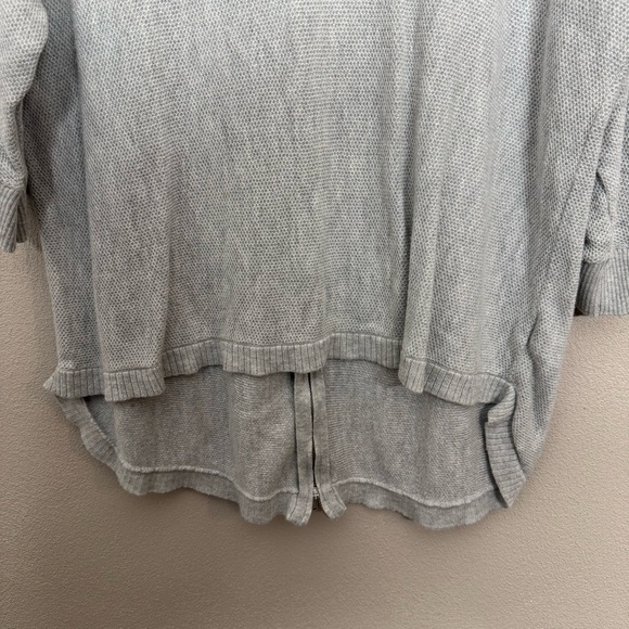 Express V-neck High-Low Sweater Zipper Back Grey Size Large - Picture 3 of 10